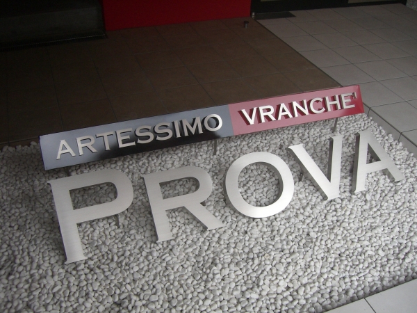 ARTESSIMO VRANCHE PLOVA様